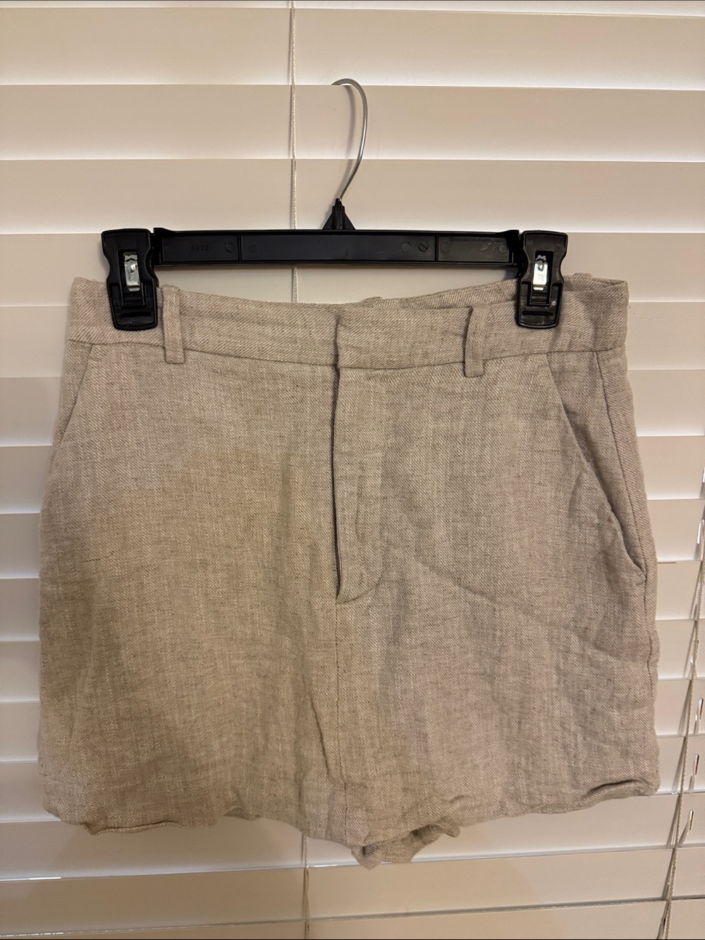 Zara Beige Linen-Blend High-Waist Shorts